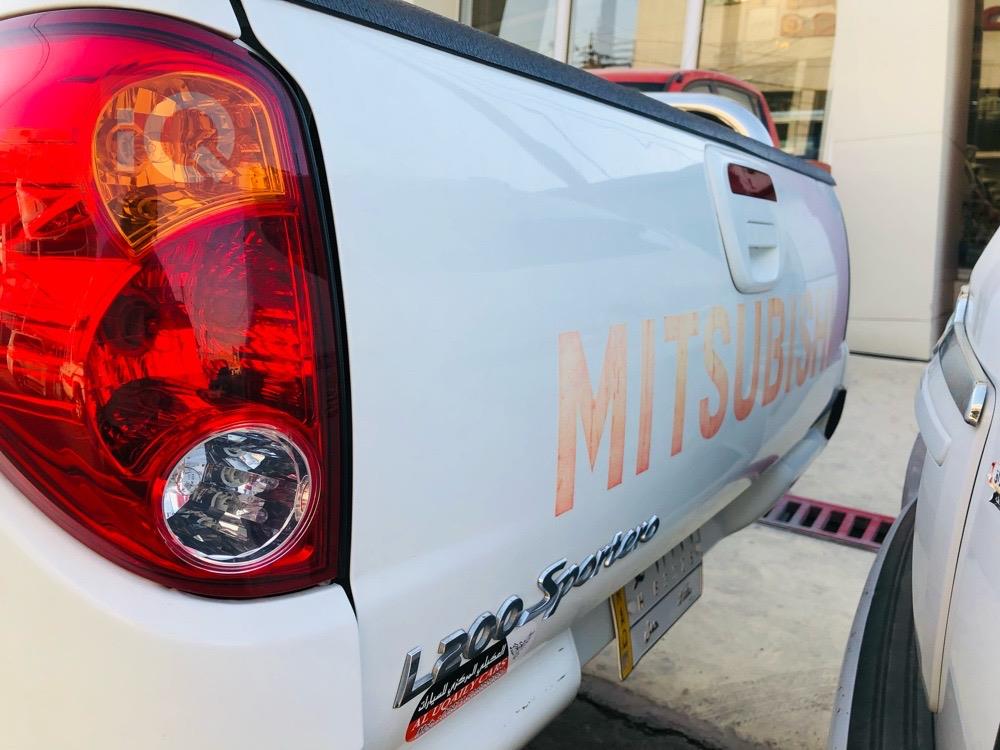 ميتسوبيشي L200